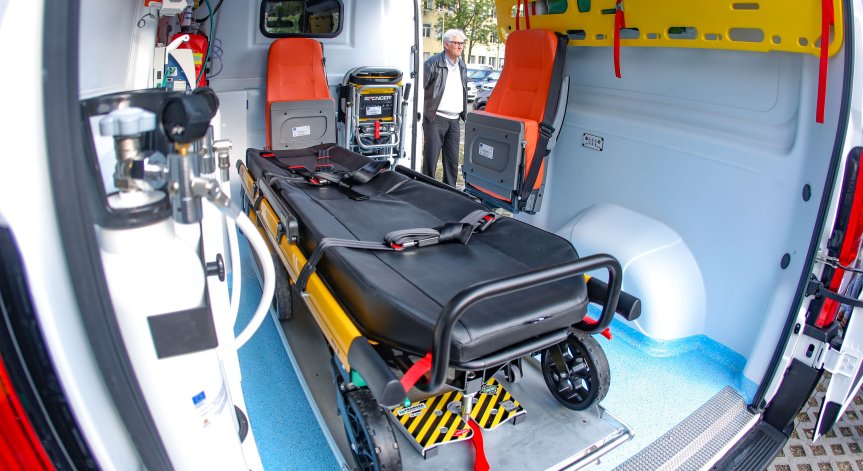 Третокласник от Добричко почина, вероятно след натравяне с храна