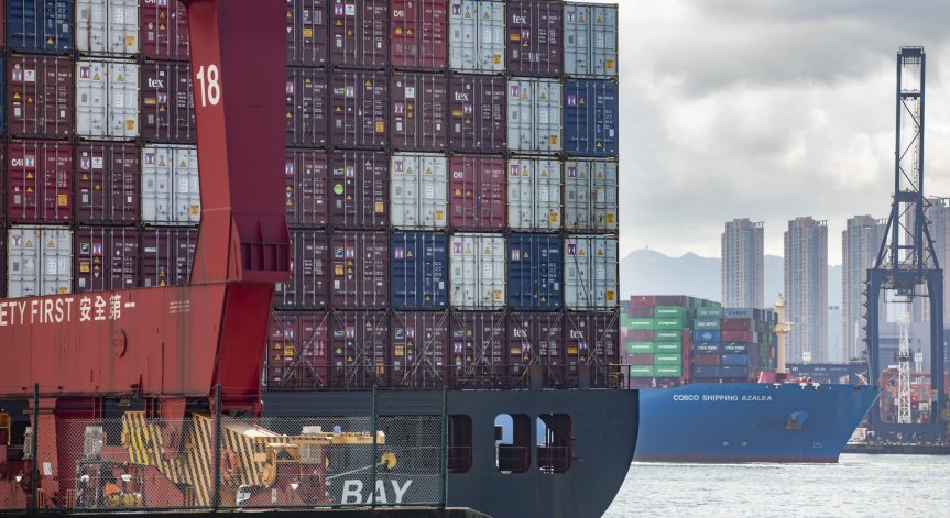 Завой към Изтока: Европа търгува повече с Китай и по-малко със САЩ