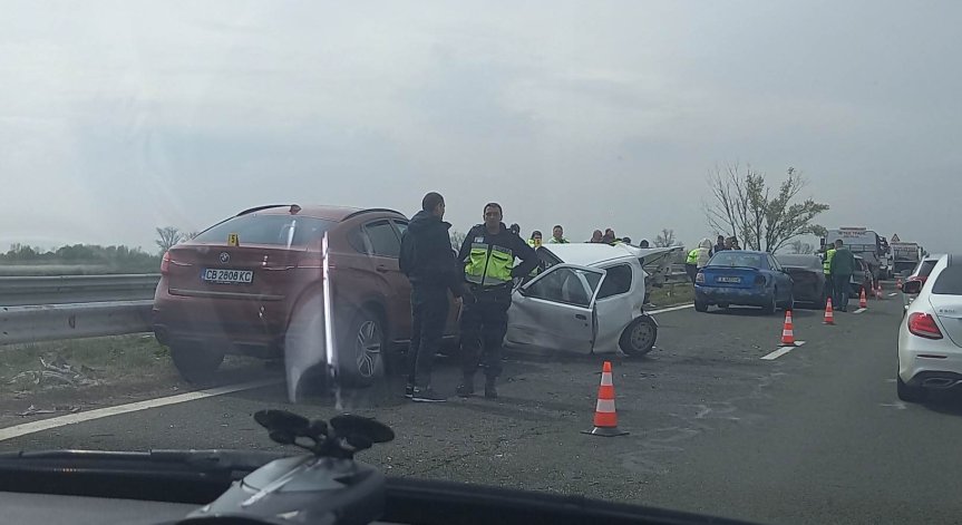 Тежка верижна катастрофа на 