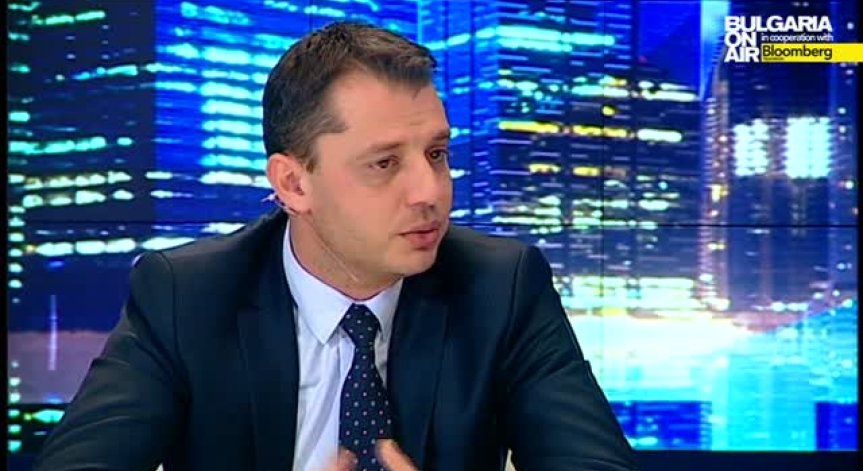 Добив на шистов газ у нас след голям обществен дебат: Д. Добрев