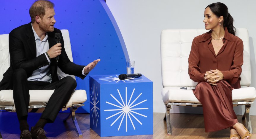 Меган свободно владее френски и испански, танци и кикбокс.