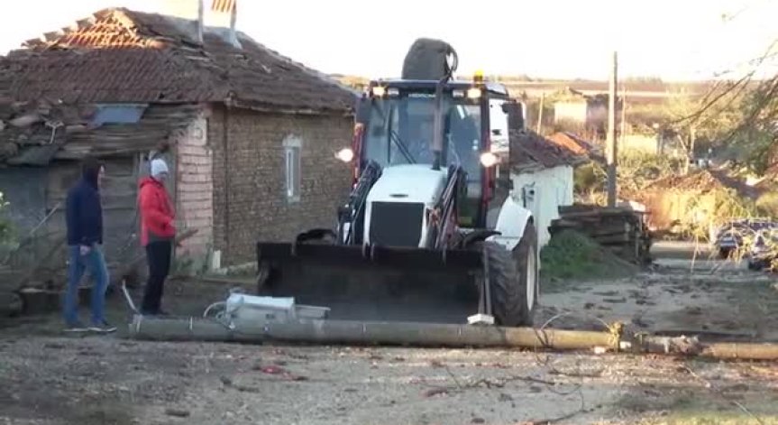 Лъвино се възстановява, няма да удължават бедственото положение