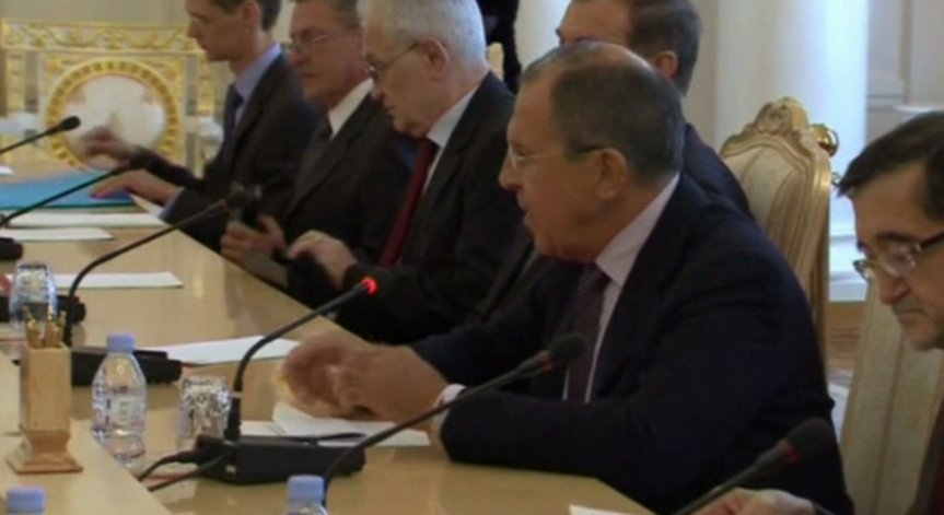 Лавров: НАТО подтиква Киев към силово разрешаване на конфликта