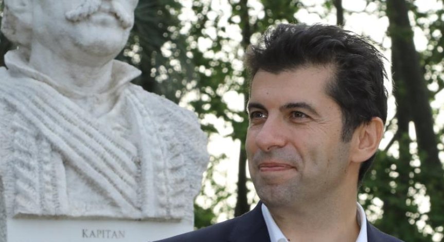 Петков положи венец пред паметника на Петко войвода в Рим