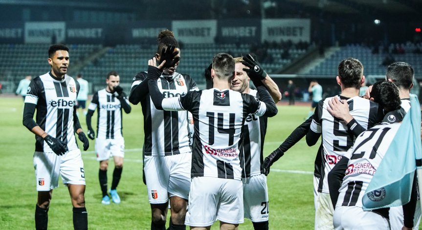 Още четирима заразени в 