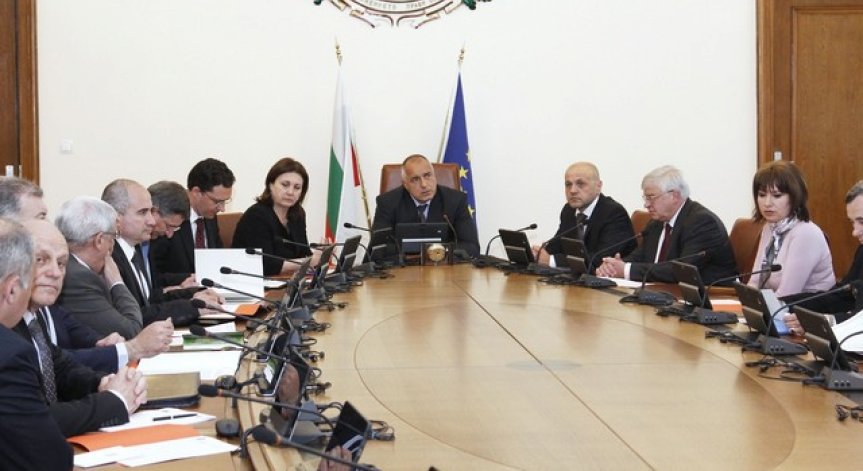 Бъчварова: Имаме план, за да покрием възможните рискове, свързани с Македония