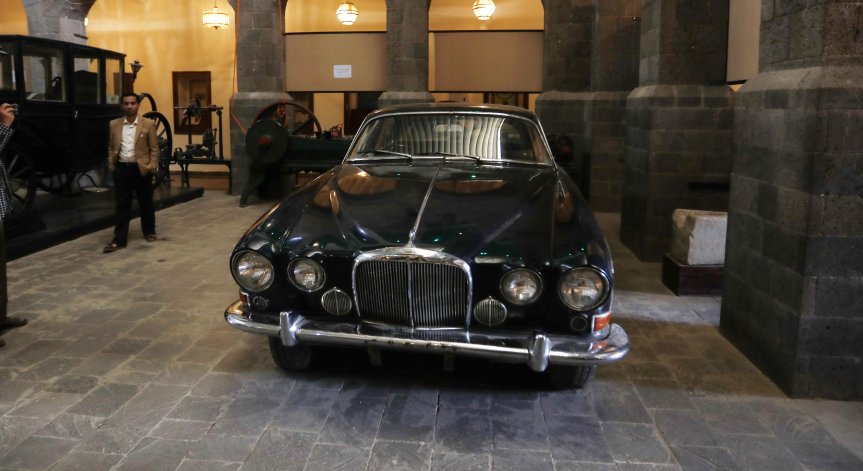 Jaguar, някога собственост на кралица Елизабет II, се продаде за смайваща сума