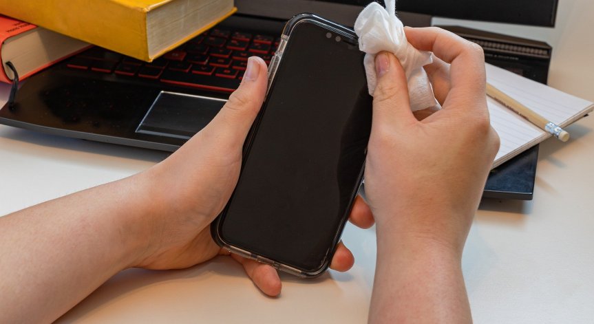 Какви грешки допускаме при ползването на антибактериални кърпички?