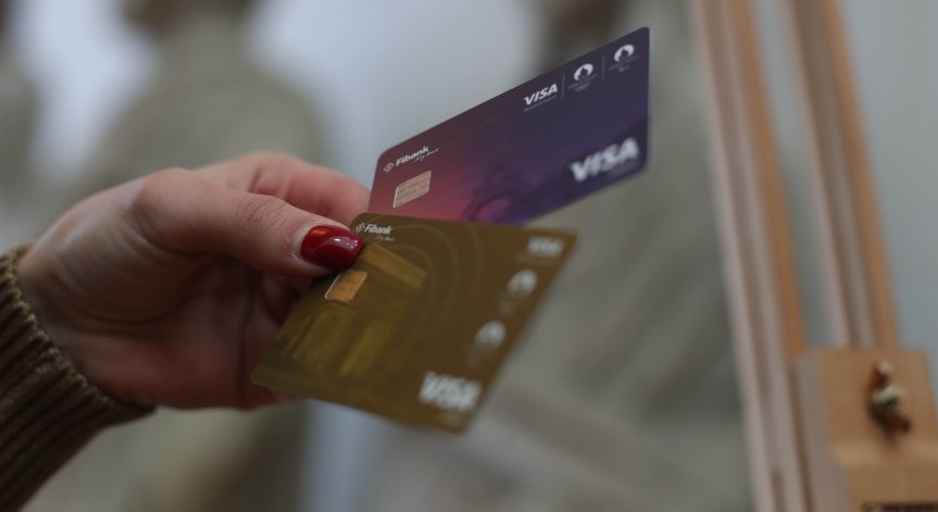 Съдят счетоводителка, откраднала над 600 000 лв. от фирмата, в която работи