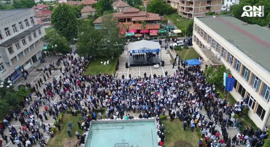 ДПС и ДОСТ отново се противопоставиха на празника в Джебел