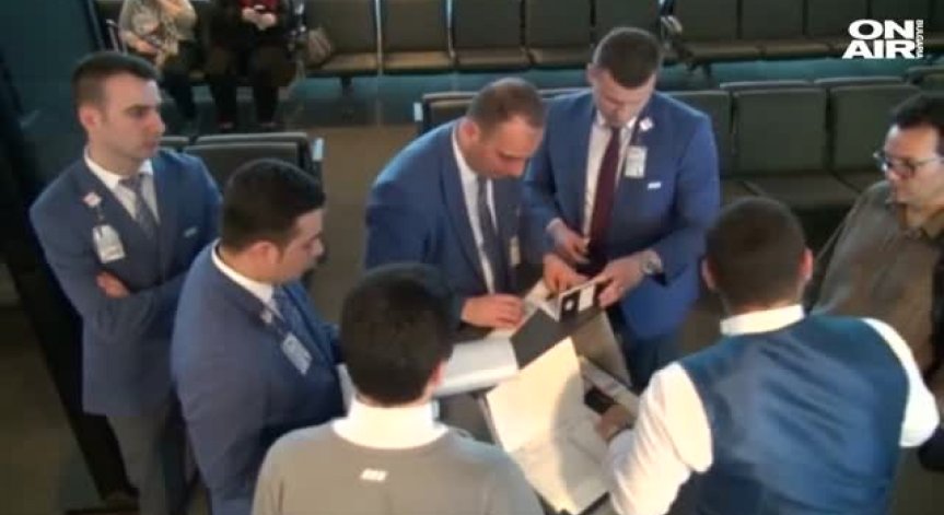 САЩ и ЕС няма да забраняват лаптопите на самолети от Европа