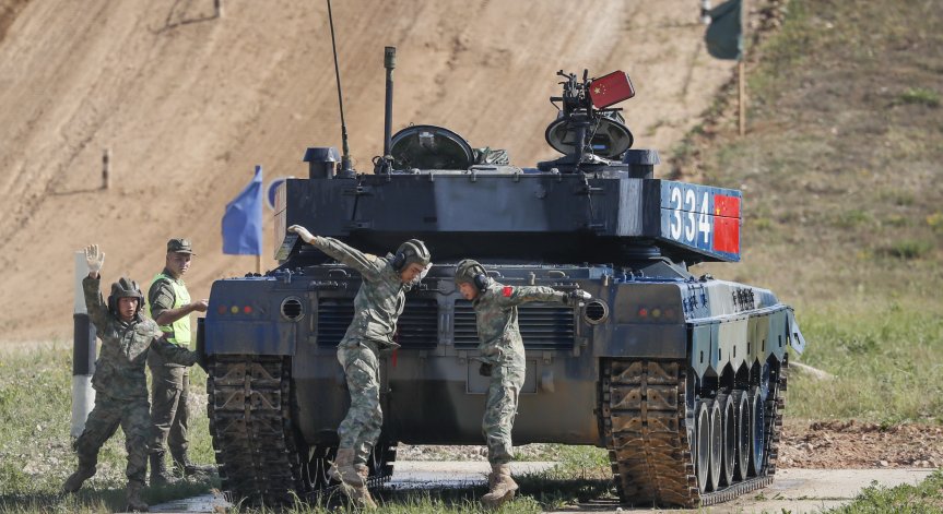 Във времена на войни Китай и Русия стават все по-близки