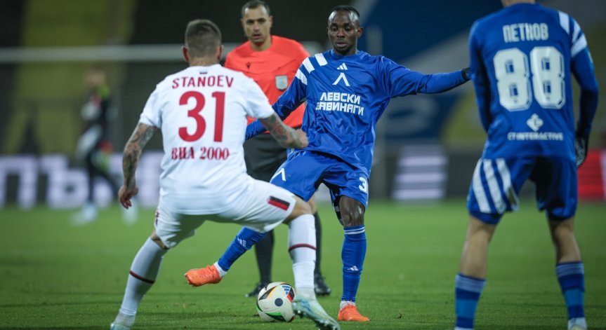 Двубоят бе белязан и завръщането на Илиян Стефанов в игра след дълго отсъствие заради тежка контузия.