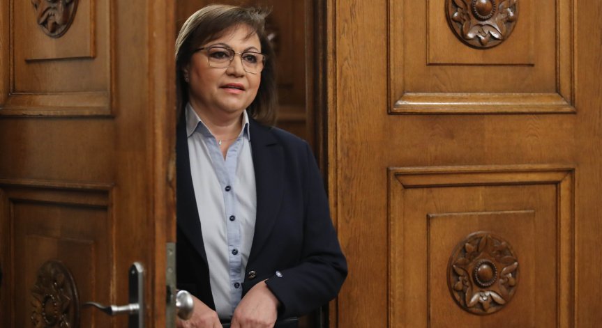 Нинова: Ще има корекции на бюджета, ГЕРБ и ПП се хванаха за гушите за 1,2 млрд. лв.