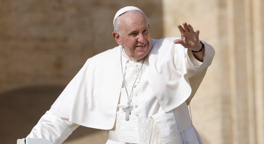 Папа Франциск: Свещениците и монахините гледат порно, но дяволът се намесва