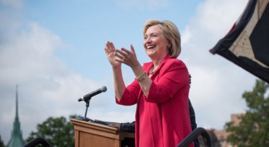 Клинтън и Тръмп печелят Луизиана