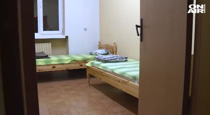 Кризисният център за бездомни отвори врати преждевременно
