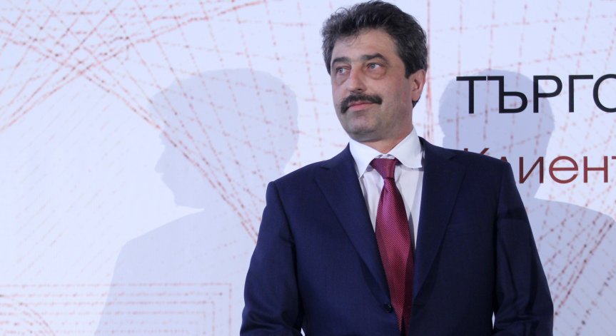 Цветан Василев вероятно ще се включи онлайн