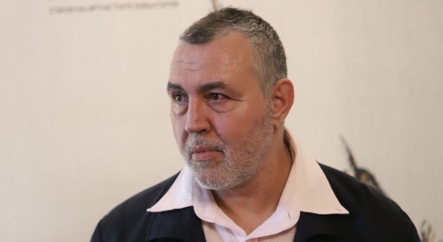 Мутафчиев бесен заради бюджета: Ограбват ни! Крадат от децата и родителите ни