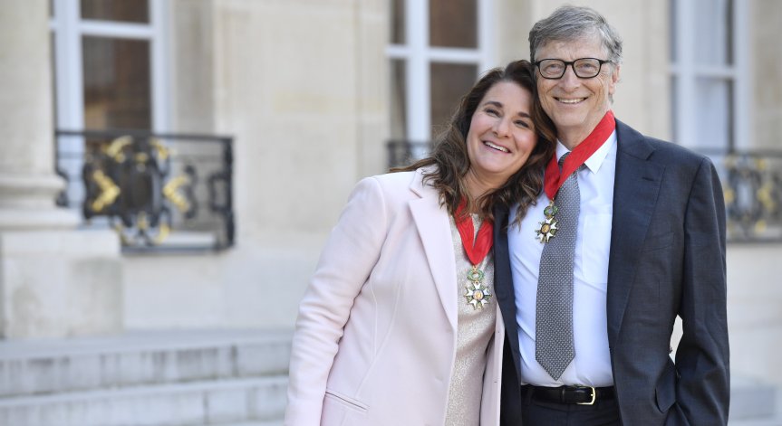 След развода и без предбрачен договор: Гейтс дели 130 млрд. долара с жена си