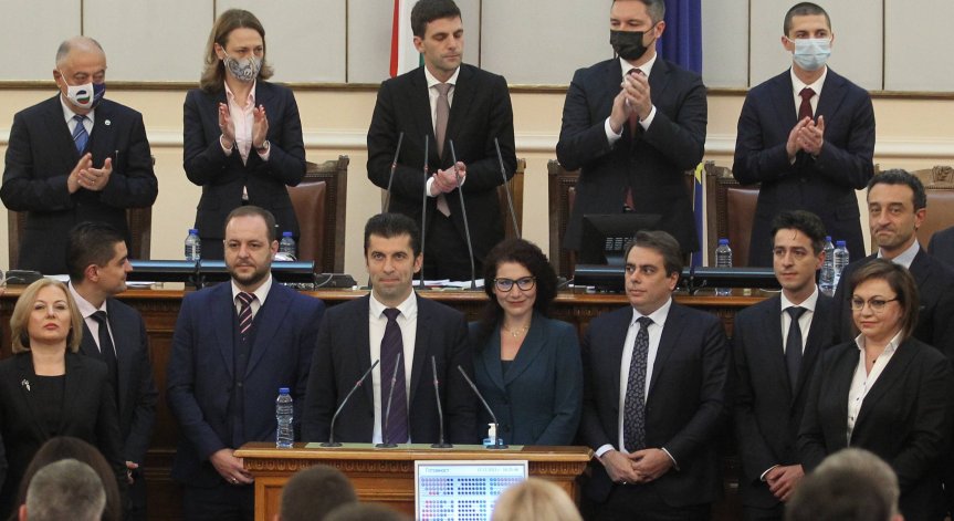 43% от гласувалите 10 хил. в анкетата ни: Не трябваше да заемаме категорична позиция срещу Русия