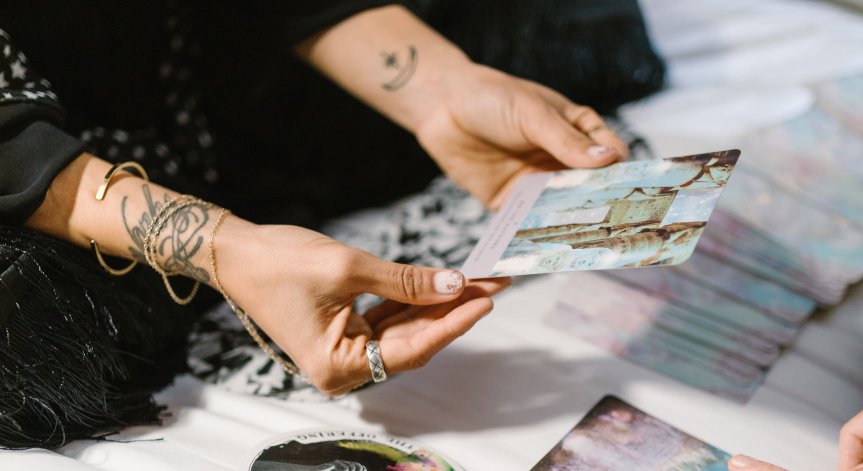 За няколко зодии декември ще е запомнящ се, ето и кои са важните дати