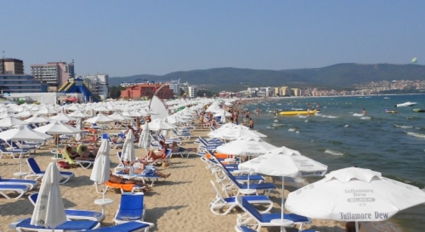 Слънчев бряг въвежда електронен регистър на туристите