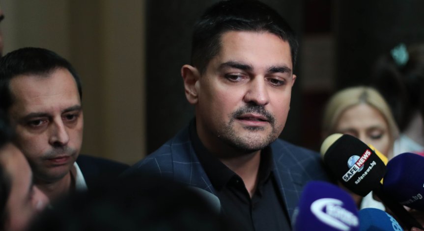 Внесоха обвинителен акт срещу Радостин Василев в опит за принуда