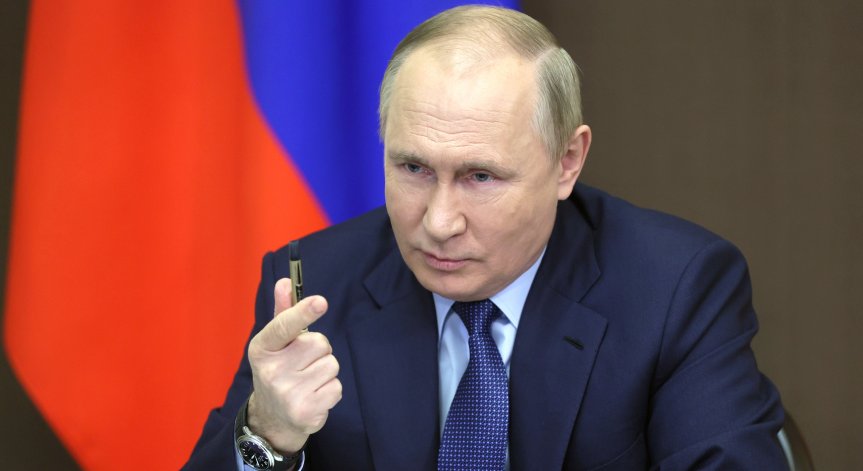 Напрежението ескалира: Путин заплаши НАТО заради Украйна