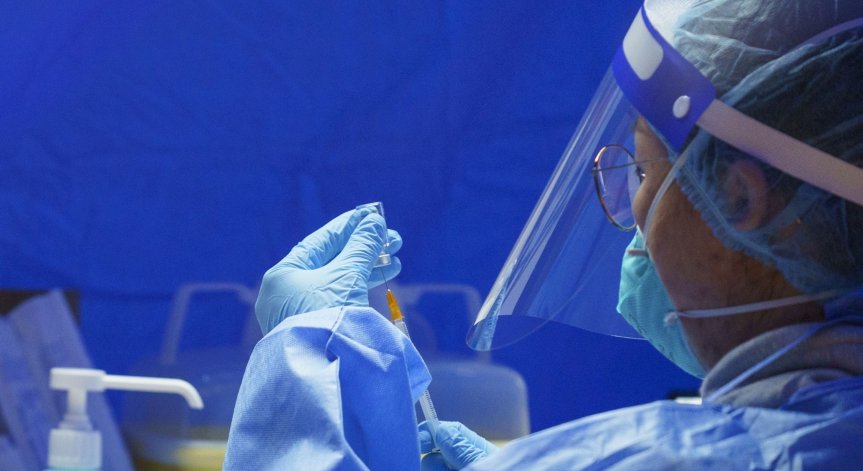 СЗО: Намаляват заразяванията и смъртните случаи от Ковид-19