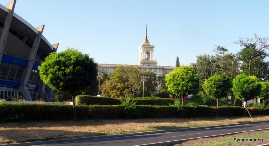 206 младежи получиха дипломите си от ВВМУ