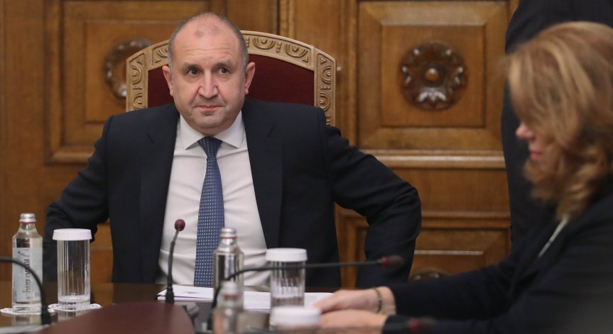 Радев алармира: Случаят в Полша може да разшири обхвата на войната в Украйна