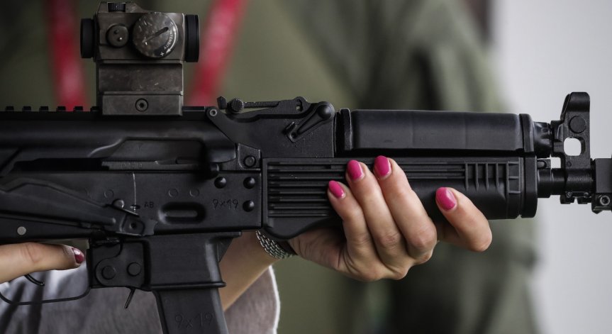 САЩ искат да започнат производство на руски оръжия