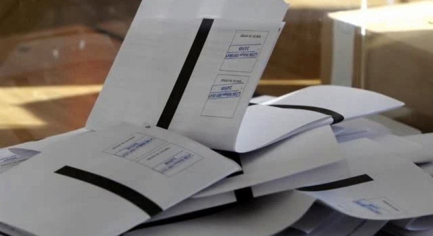 При 100% обработени протоколи: Радев бие Цачева с 3,5%