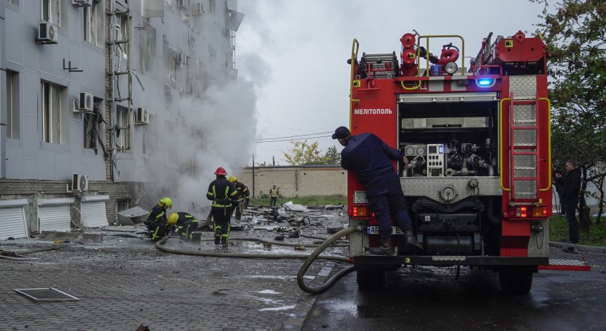 Руските сили са пуснали над село Хоряне управляеми бомби.