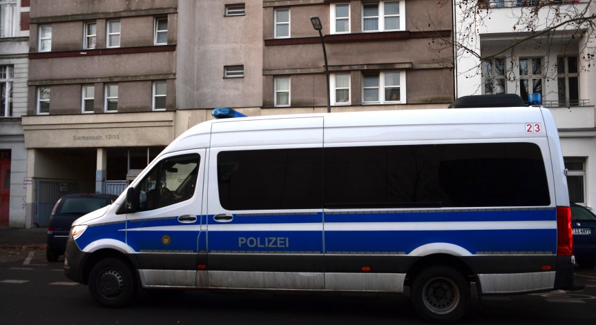 Кола се вряза в пешеходци в Лайпциг, двама са загинали