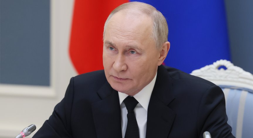 Путин нареди започването на мащабни учения на ядрените сили на страната.