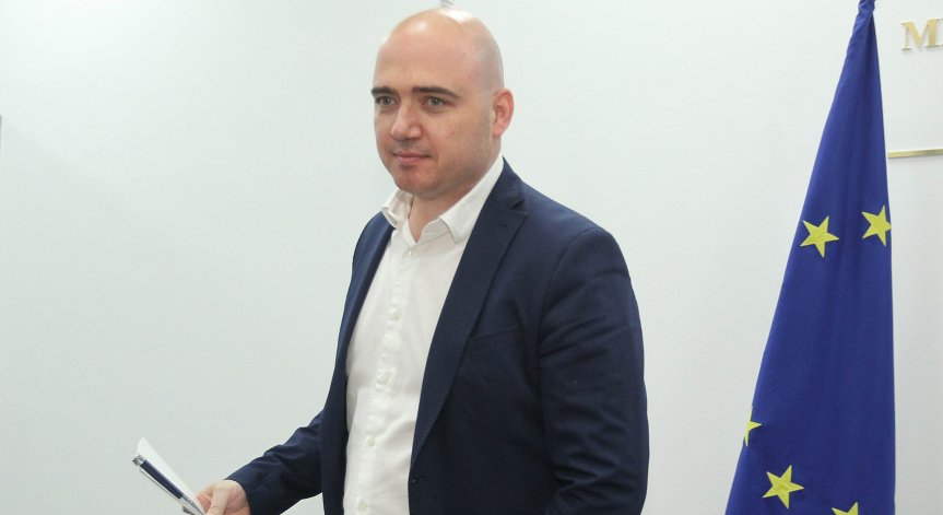 Министърът на туризма: Парите за бежанци ще бъдат изплатени в най-кратък срок