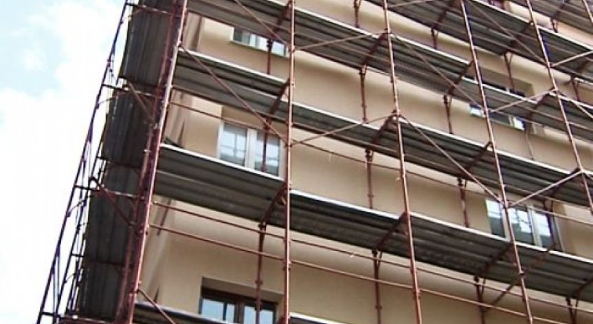 До края на януари ще е готова методиката за безплатно саниране на панелки