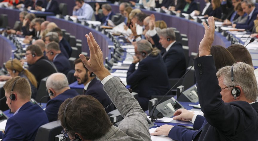 Евродепутати поискаха Русия да бъде обявена за терористична държава