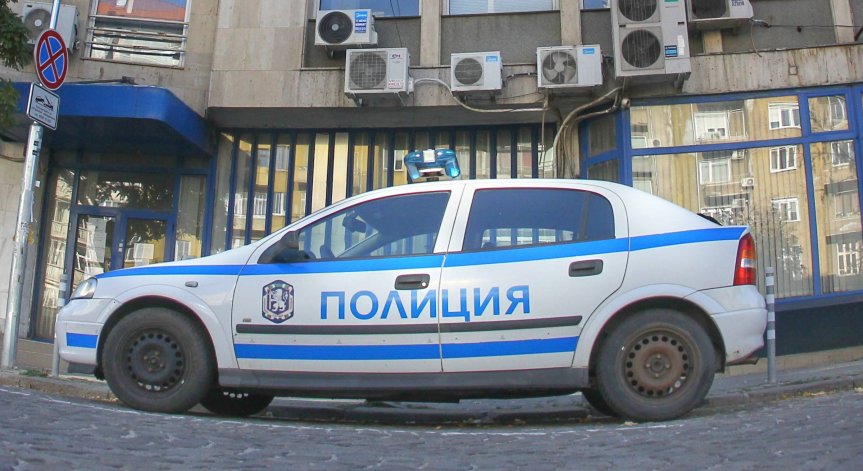 9 души са задържани в Благоевградско, иззети са наркотици и оръжия