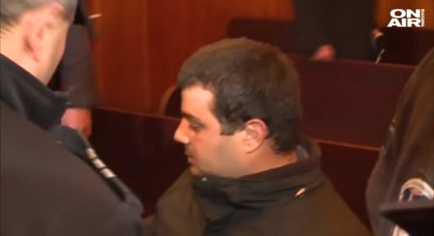 Братя Дамянови от Враца без право да напускат страната