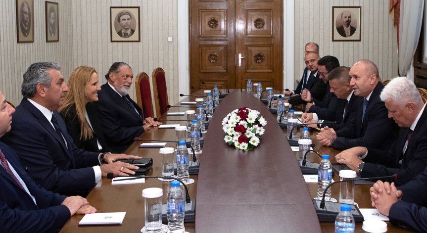 Румен Радев: България има интерес да развива преноса на газ към ЕС и региона