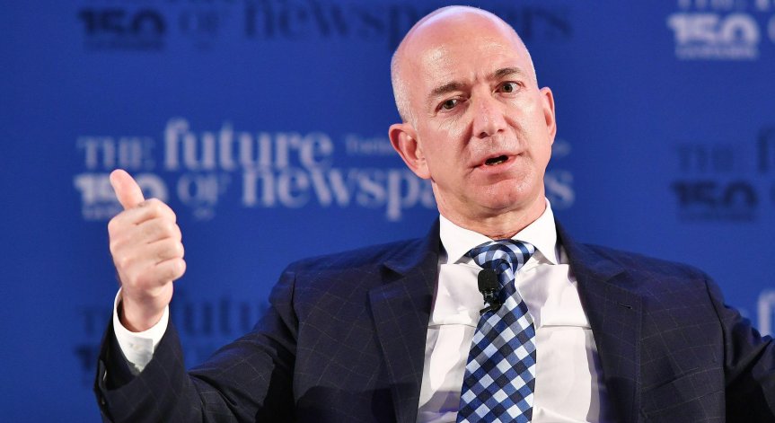 Кои са предизвикателствата пред Amazon след оттеглянето на Безос?