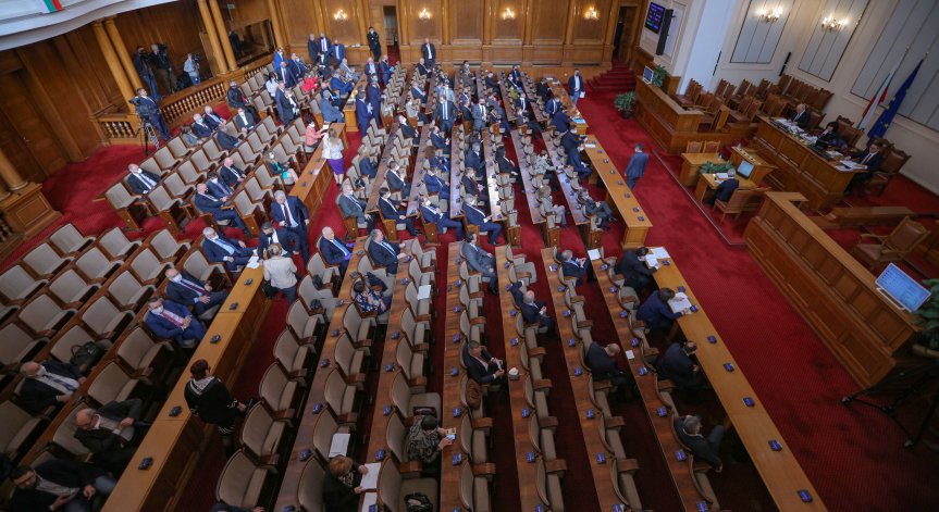 Гласуват окончателно за намаляване на ДДС-то