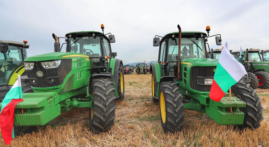 Земеделци кандидатстват за украинска помощ - докога могат да подават документи?