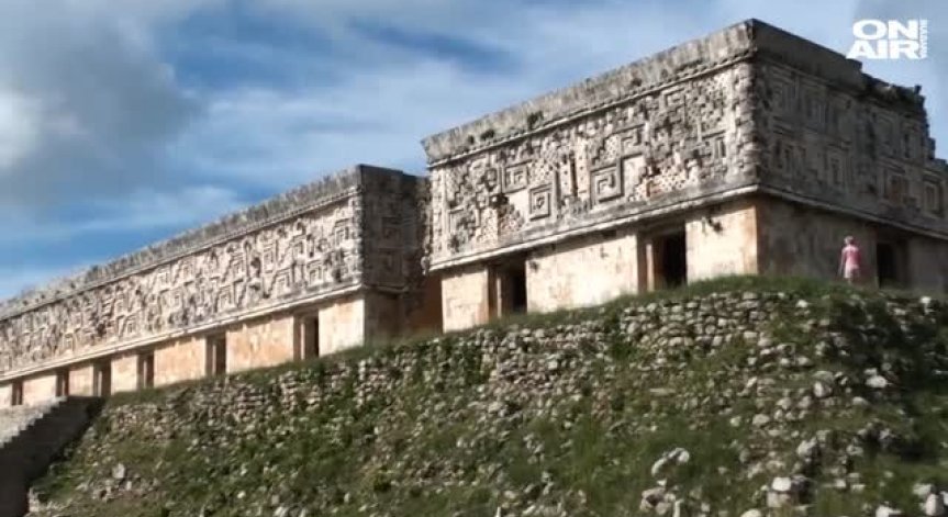 Разгадават мистерията на маите чрез стотици нови артефакти
