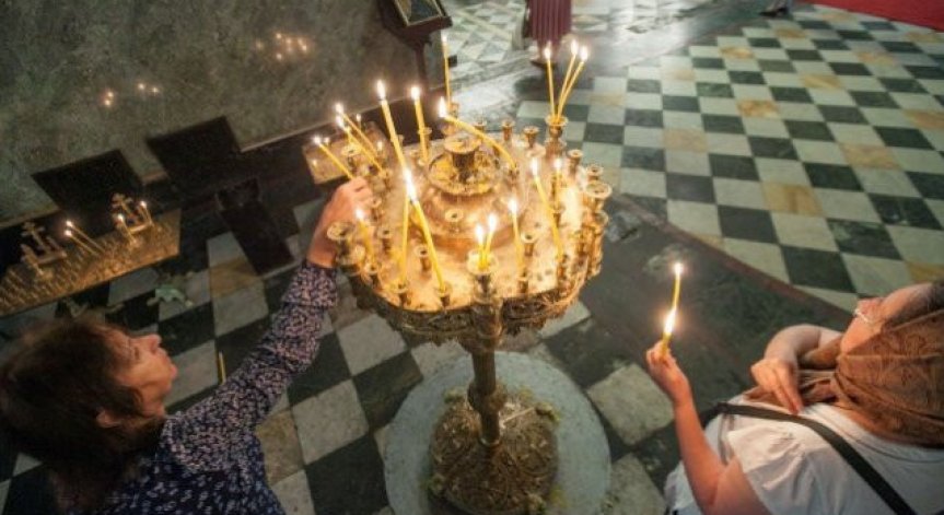 Ако на Игнажден вали дъжд, това означава, че до Коледа няма да има слана.