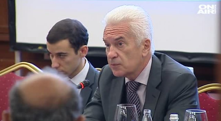 Сидеров подозира, че ГЕРБ имат изгода ОП да са нестабилни за евроизборите