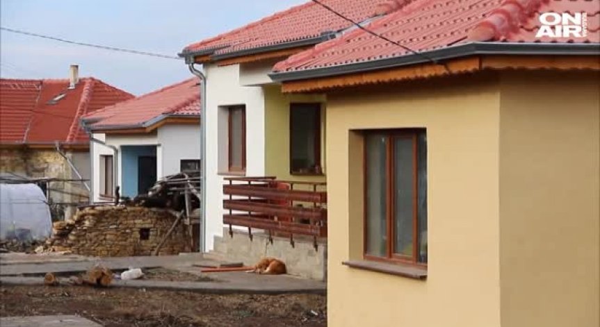 12 семейства получиха ключовете за новите си домове в Хитрино